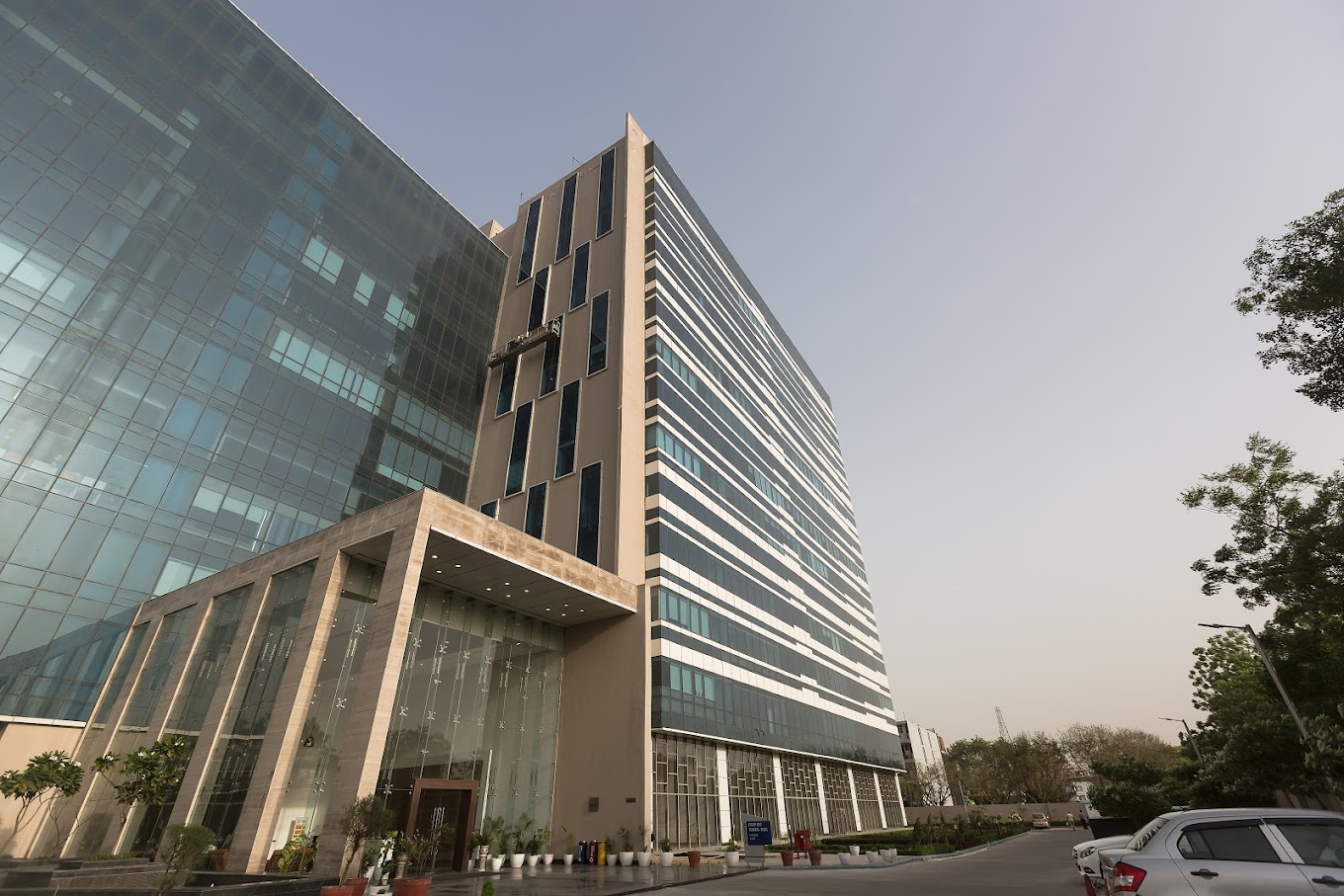 "Unlocking the Potential: Commercial Property in Noida for Business Growth and Investment"